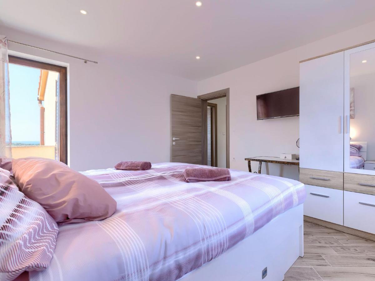 Apartment Joy By Interhome Pula Buitenkant foto