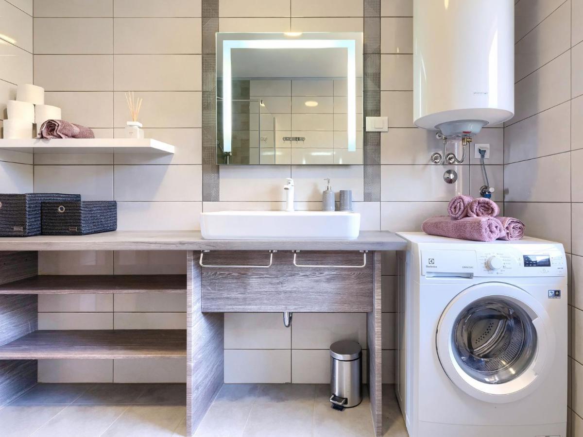 Apartment Joy By Interhome Pula Buitenkant foto